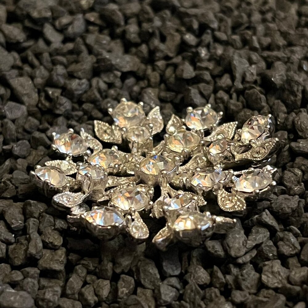 Vintage Bogoff Clear Rhinestone Snowflake Brooch … - image 5